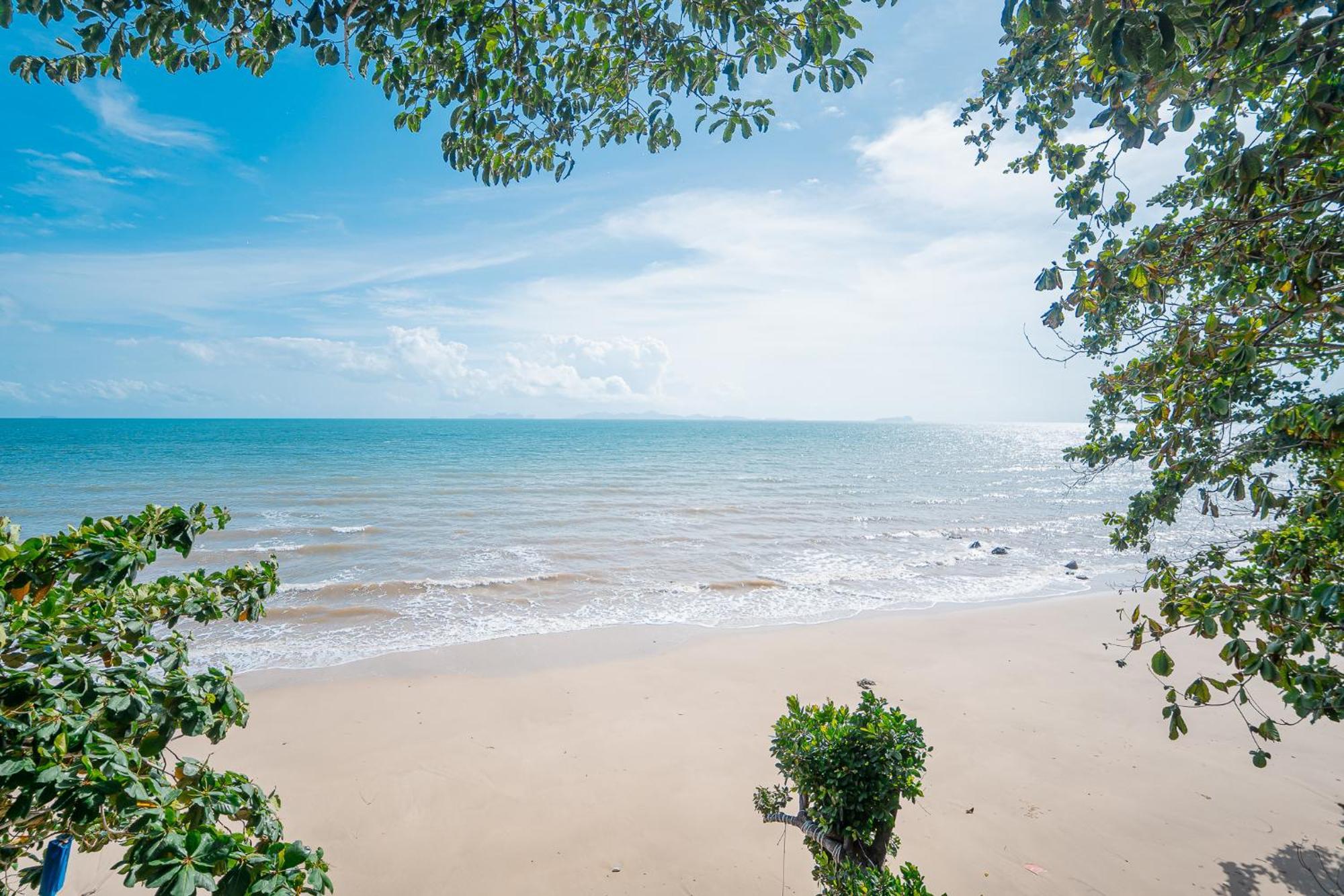 Koh Jum Resort Exterior photo